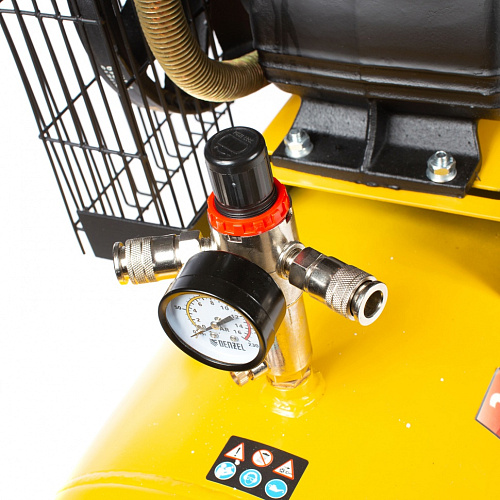 Компрессор воздушный BCV2300/100, ременный привод, 2.3 кВт, 100 литров, 440 л/мин Denzel Компрессор воздушный BCV2300/100, ременный привод, 2.3 кВт, 100 литров, 440 л/мин Denzel